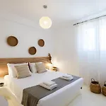 Sea Rock & Sky Private Mykonos 4*