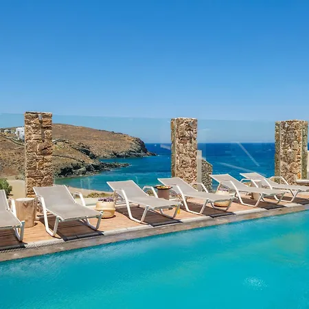 Sea Rock & Sky Private Mykonos Aparthotel