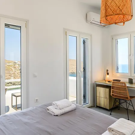 Sea Rock & Sky Private Mykonos 4*