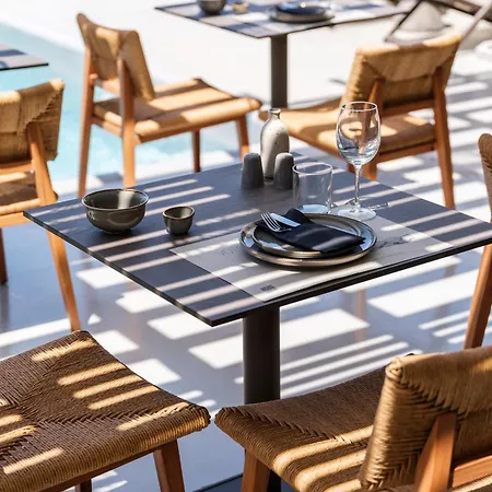 Sea Rock & Sky Private Mykonos 公寓式酒店