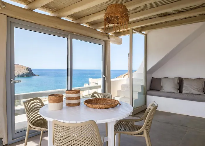 Sea Rock & Sky Private Mykonos Apart-hotel