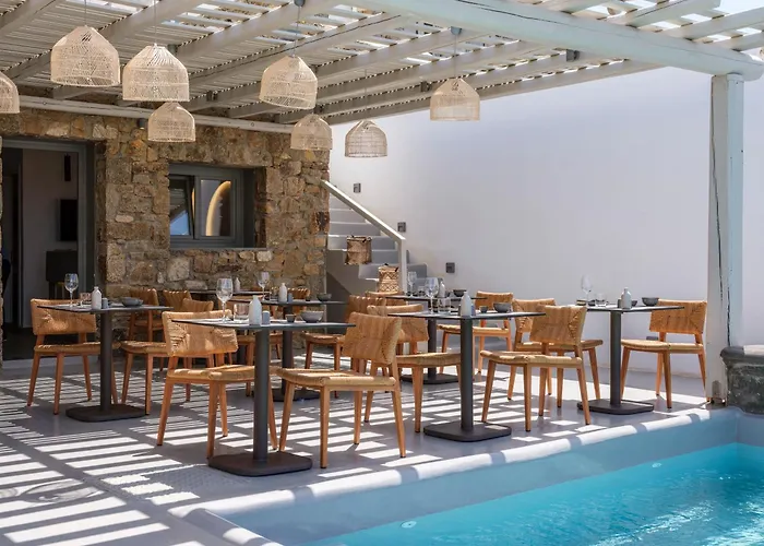 Sea Rock & Sky Private Mykonos Ξενοδοχείο με διαμερίσματα 4*
